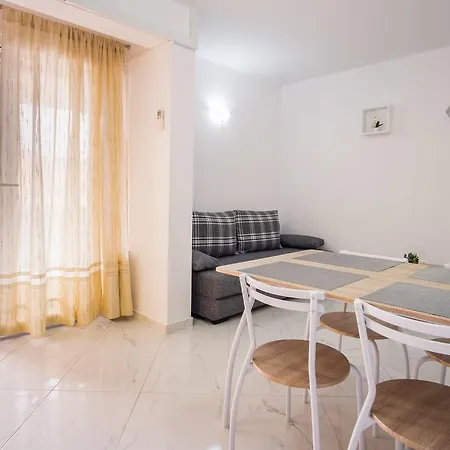 Apartments Vall Krk Town Exterior photo