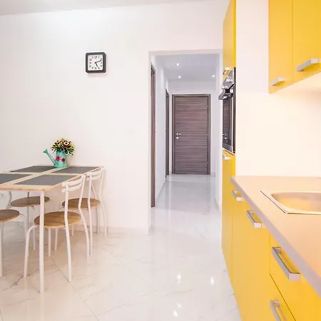 Apartments Vall Krk Town Exterior photo