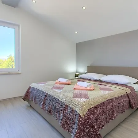Apartments Vall Krk Town Exterior photo