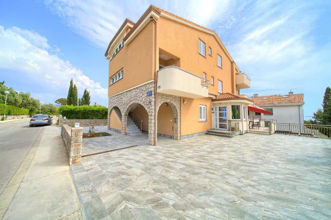 Vall Apartment